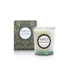 Bougie parfumée Tahiti Candles au bois de santal dans un pot en verre avec sa boîte décorée de motifs polynésiens