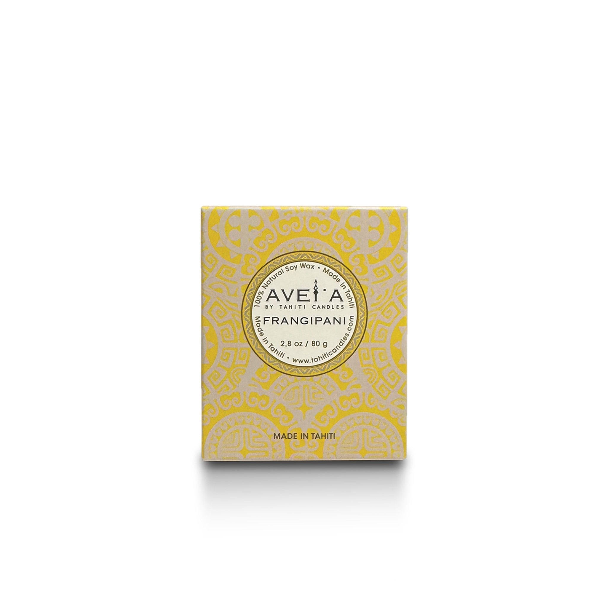 Boîte de bougie Tahiti Candles Frangipani 80g avec motif jaune et blanc inspiré des îles polynésiennes