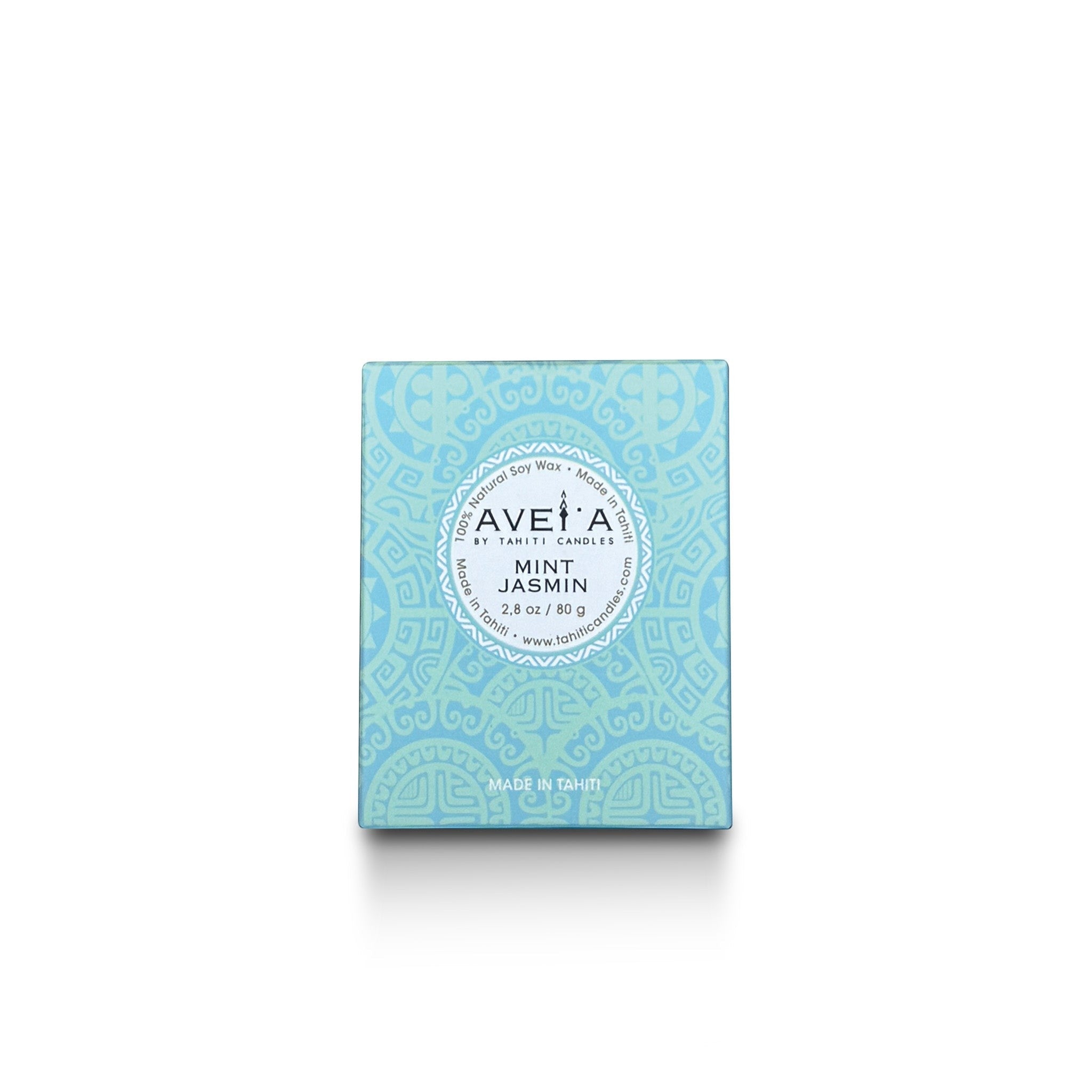 Bougie parfumée Tahiti Candles Mint Jasmin 80g dans son emballage bleu clair orné de motifs polynésiens traditionnels