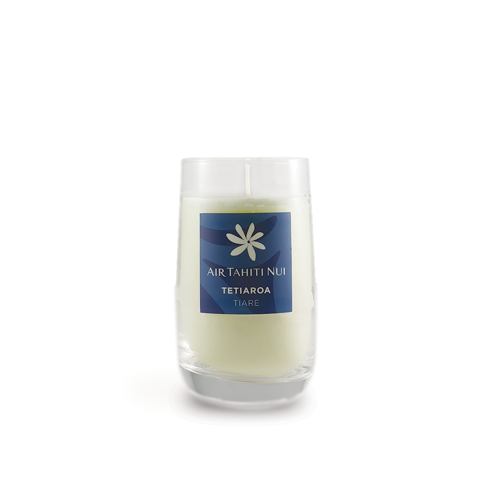 Bougie parfumée Tahiti Candles Air Tahiti Nui en cire végétale dans un verre recyclé avec étiquette bleue Tetiaroa