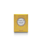 Boîte de bougie Tahiti Candles White Tea Ginger 80g avec motifs polynésiens jaunes et étiquette ronde artisanale